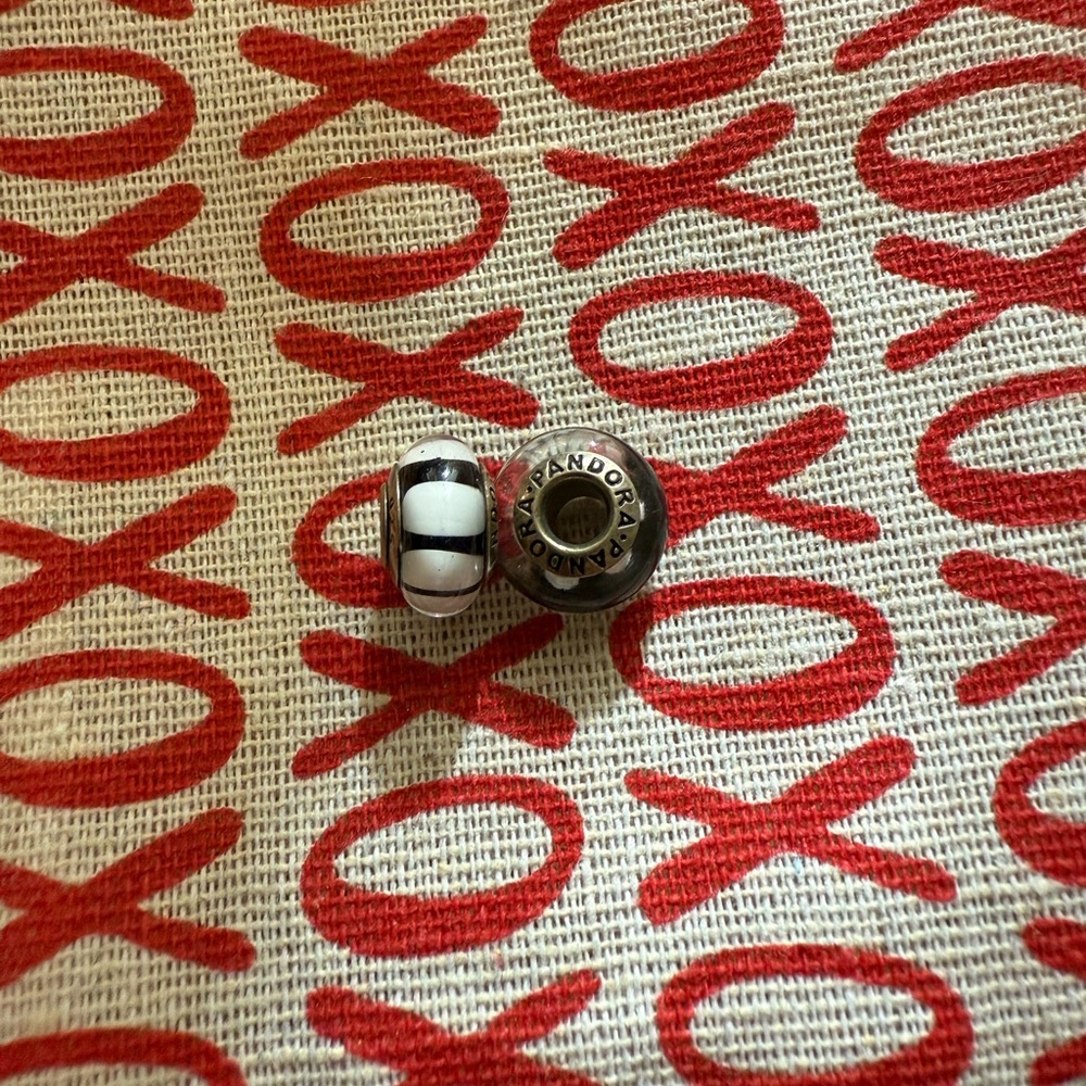 Pandora Monochrome Striped Charm